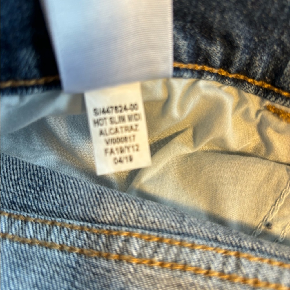 Old navy‎ denim cut off shorts - Picture 7 of 8